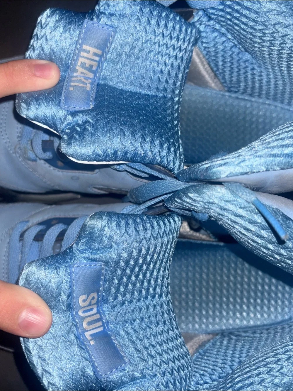 Jordan UNC Retro 5 Sneakers